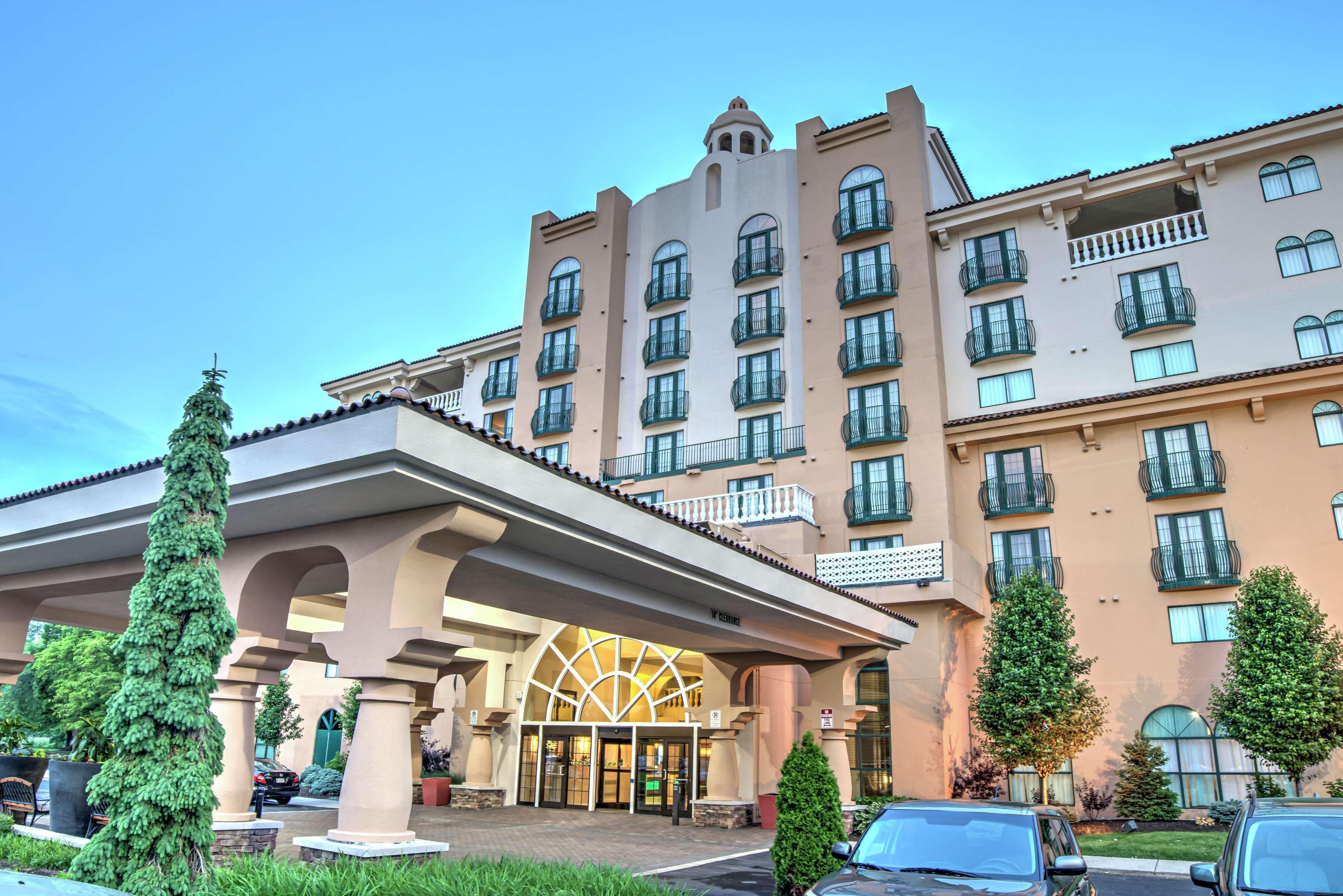 Embassy Suites By Hilton Indianapolis North Exterior foto